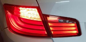 Thumbnail 2: 2011-2013 BMW 528i 535i 550i M5 (F10) LEFT REAR TRUNK LID TAILLIGHT LIGHT LAMP
