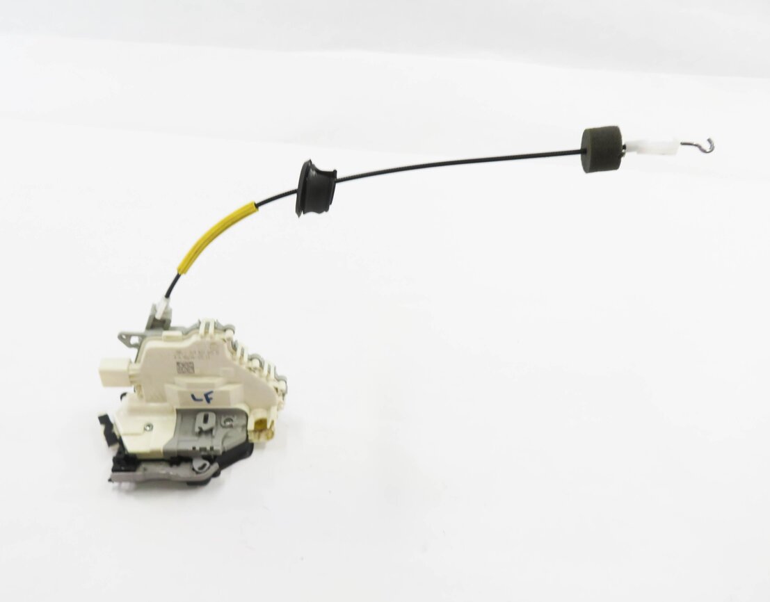 Thumbnail 2: 2010-2019 AUDI / PORSCHE A4 S4 A5 S5 A6 Q3 Q5 Q7 TT 911 - LEFT FRONT DOOR LATCH