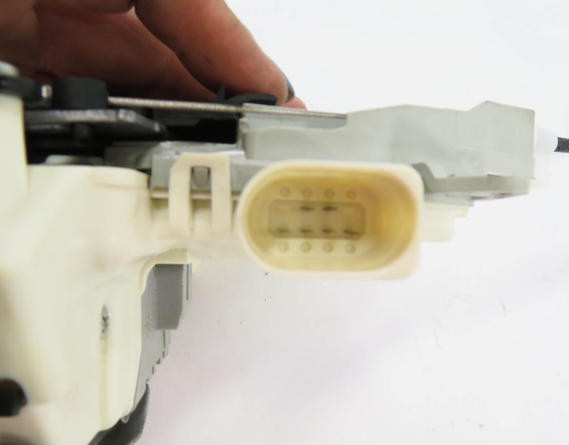 Thumbnail 7: 2010-2019 AUDI / PORSCHE A4 S4 A5 S5 A6 Q3 Q5 Q7 TT 911 - LEFT FRONT DOOR LATCH
