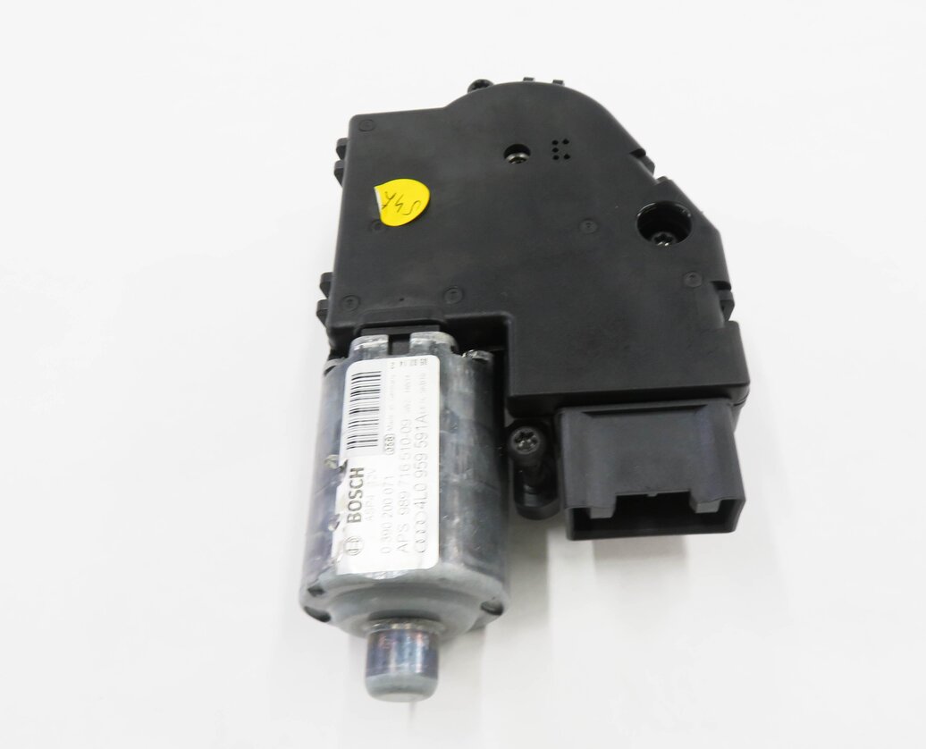 Thumbnail 2: 2007-2014 AUDI Q7 (4L) SUNROOF MOTOR / SUNSHADE MOTOR