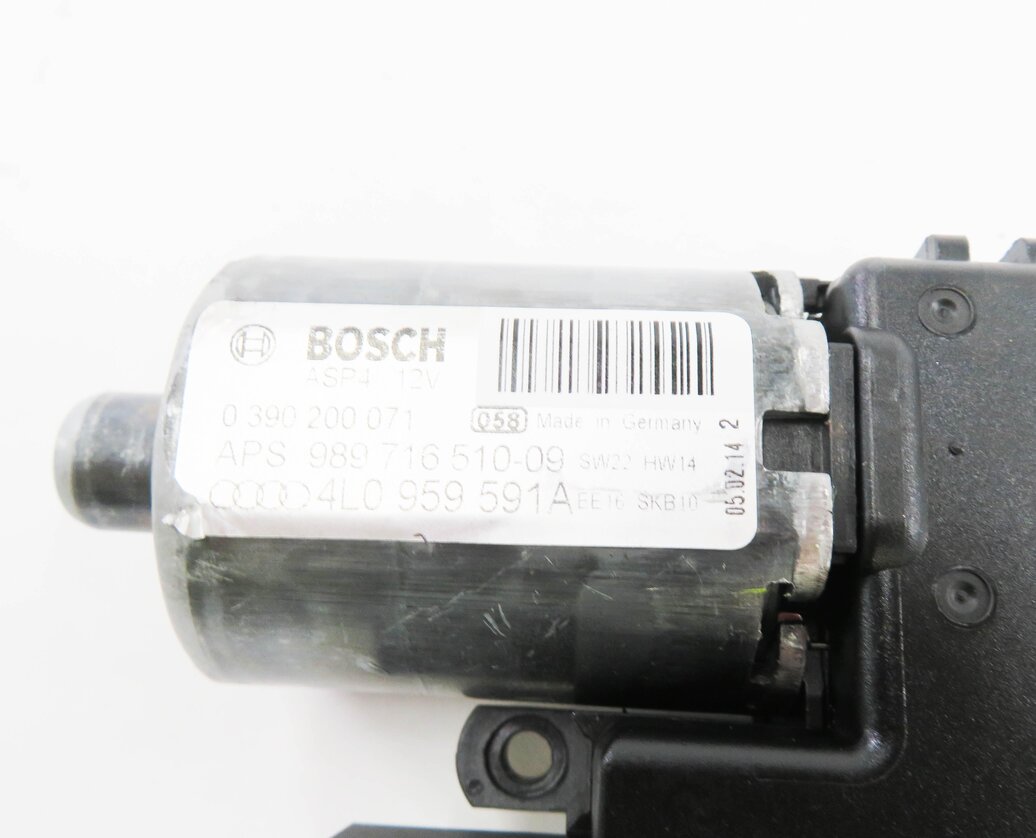 Thumbnail 7: 2007-2014 AUDI Q7 (4L) SUNROOF MOTOR / SUNSHADE MOTOR