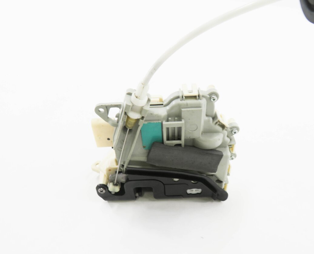 Thumbnail 5: 2010-2019 AUDI / PORSCHE A4 S4 A5 S5 A6 Q3 Q5 Q7 TT 911 - RIGHT FRONT DOOR LATCH