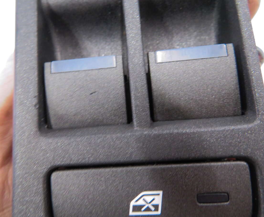 Thumbnail 7: 2012-2019 RANGE ROVER EVOQUE (L538) 4-DOOR - LEFT DRIVER P-FOLD WINDOW SWITCH