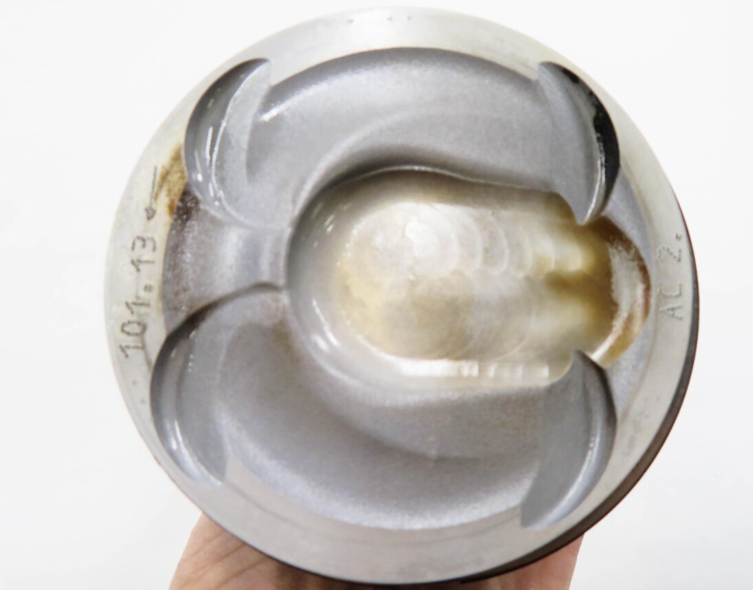 Thumbnail 7: 2013 RANGE ROVER EVOQUE (L538) 2.0L TURBO ENGINE - PISTON w/ CONNECTING ROD SET