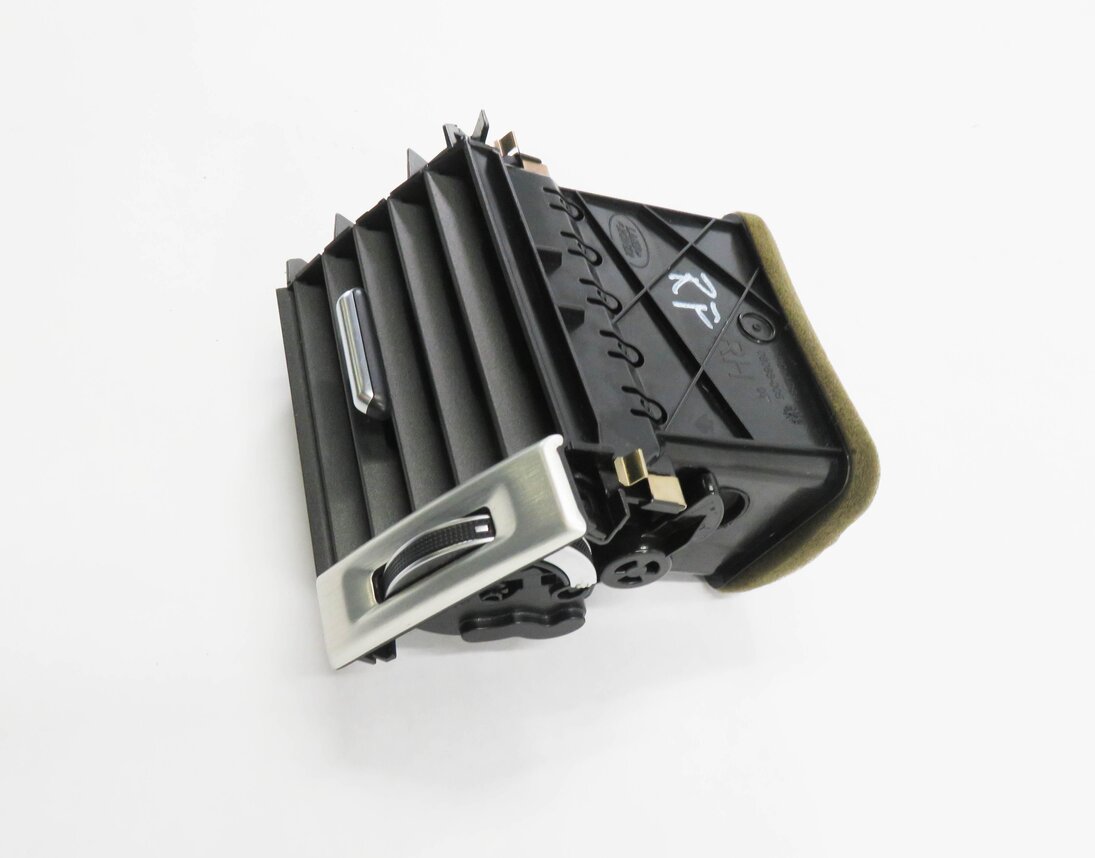 Thumbnail 4: 2013 RANGE ROVER EVOQUE (L538) RIGHT FRONT PASSENGER DASH HEATER A/C AIR VENT