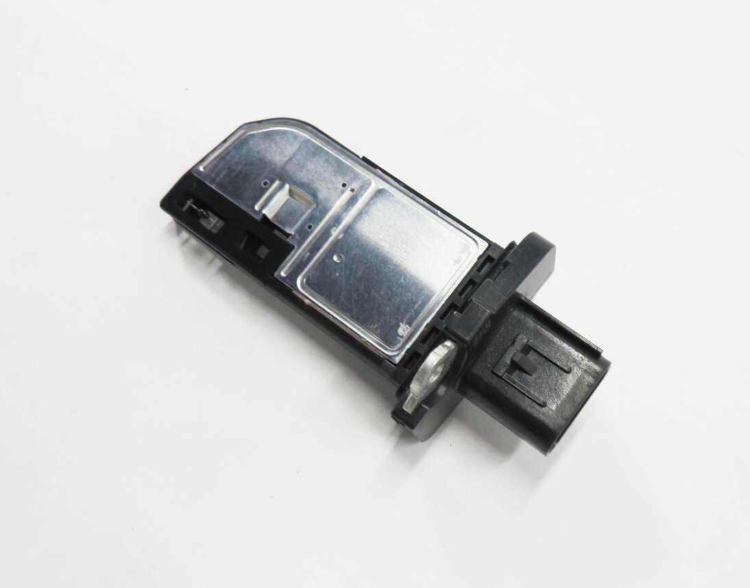 12-17 LAND ROVER LR2 EVOQUE DISCOVERY (L538 L550) 2.0L MASS AIR FLOW SENSOR MAF