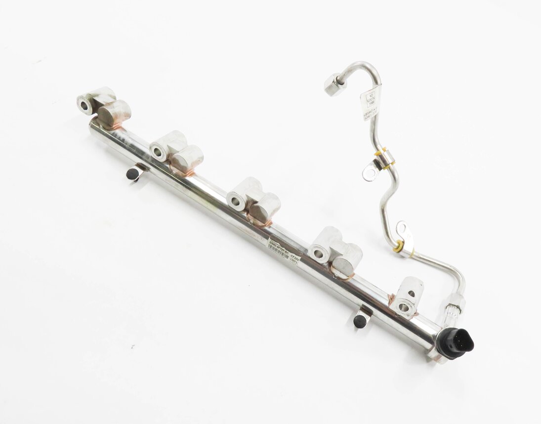 2013 RANGE ROVER EVOQUE (L538) 2.0L TURBO ENGINE - FUEL RAIL FUEL INJECTOR RAIL