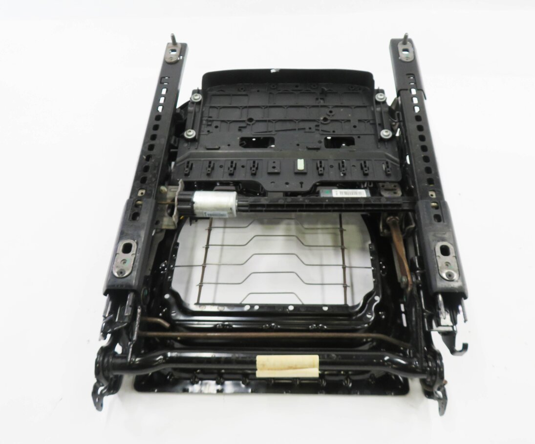 Thumbnail 6: 2013 RANGE ROVER EVOQUE (L538) LEFT FRONT DRIVER SEAT TRACK w/ MOTORS