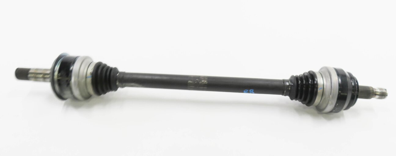 Thumbnail 2: 2017-2021 MERCEDES C300 (W205) RWD - RIGHT PASSENGER REAR CV AXLE SHAFT