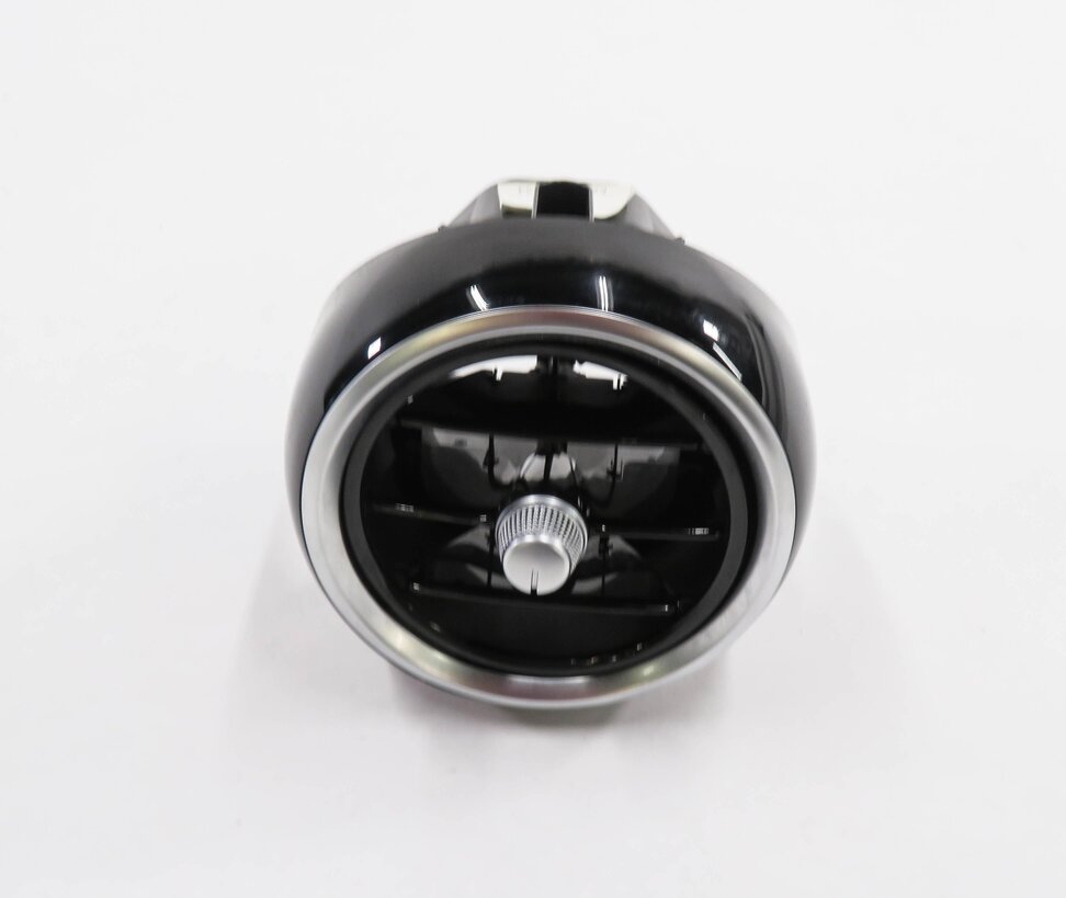Thumbnail 2: 2018 MERCEDES C300 (W205) LEFT DRIVER DASH OUTER HEATER A/C AIR VENT
