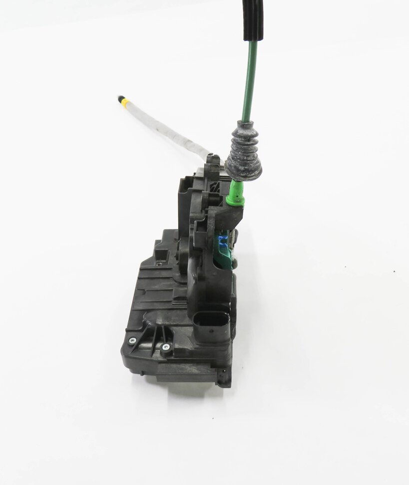 Thumbnail 3: 2015-2021 MERCEDES C300 C350 C400 C450 E300 E400 E450 GLC - LEFT REAR DOOR LATCH