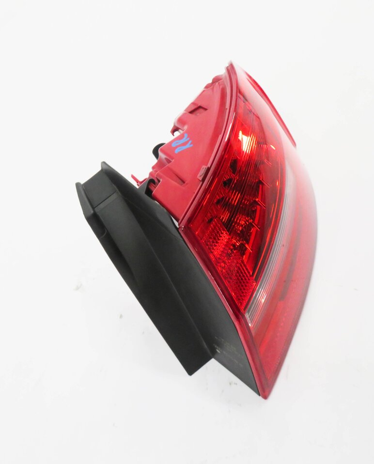 Thumbnail 4: 13-16 AUDI A4 S4 (B8 8K) RIGHT - QUARTER PANEL LED TAILLIGHT BRAKE LIGHT LAMP