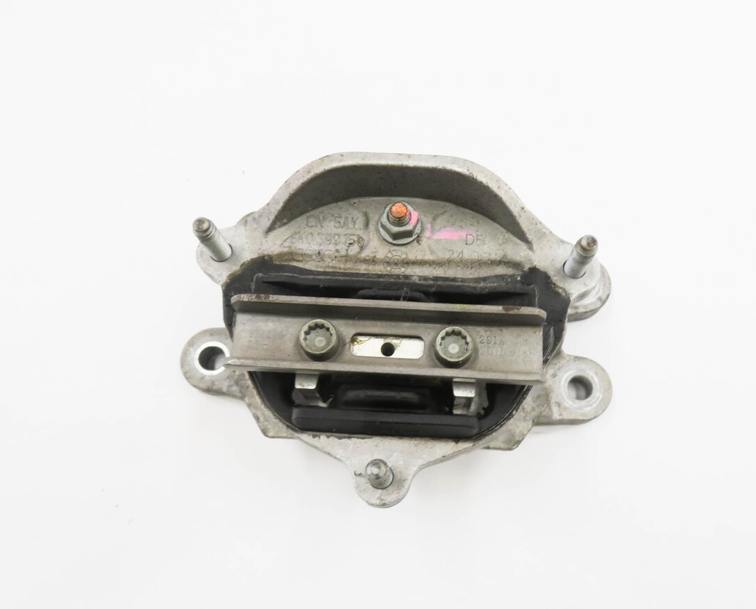 Thumbnail 2: 2015 AUDI S4 (B8 8K) 3.0L CTUB SUPERCHARGED ENGINE - TRANSMISSION MOUNT BRACKET