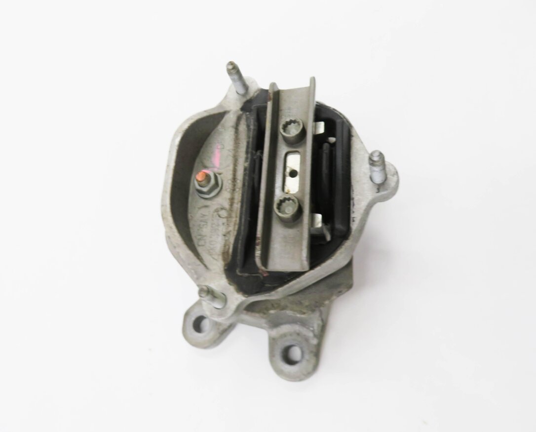 Thumbnail 4: 2015 AUDI S4 (B8 8K) 3.0L CTUB SUPERCHARGED ENGINE - TRANSMISSION MOUNT BRACKET