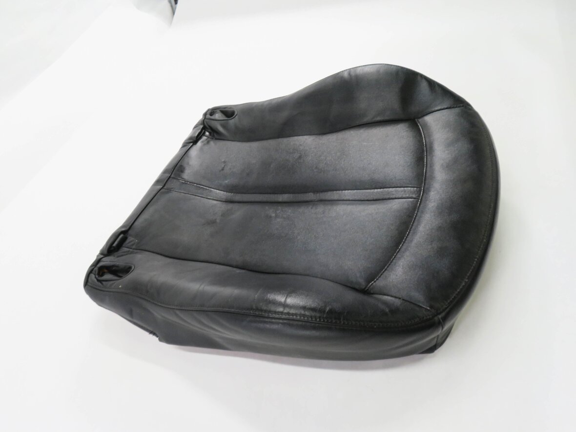 Thumbnail 3: 2003 BMW Z4 (E85) RIGHT FRONT PASSENGER LOWER BOTTOM HEATED SEAT CUSHION (BLACK)