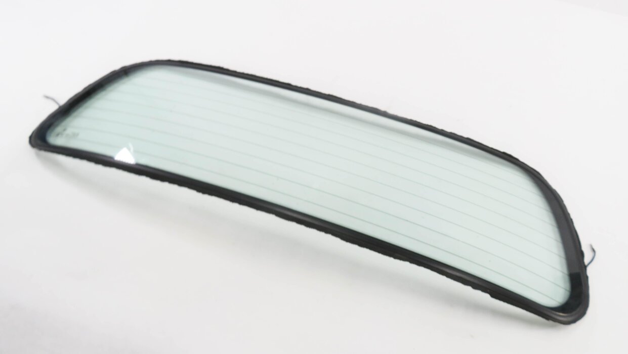 2003-2008 BMW Z4 (E85) ROADSTER - REAR CONVERTIBLE TOP BACK HEATED GLASS WINDOW