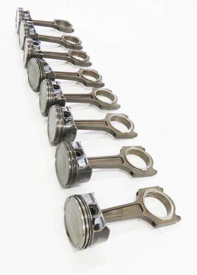 Thumbnail 5: 2005-2009 LR3 / RANGE ROVER SPORT (L320 L322) 4.4L V8 ENGINE PISTON w/ ROD SET-8