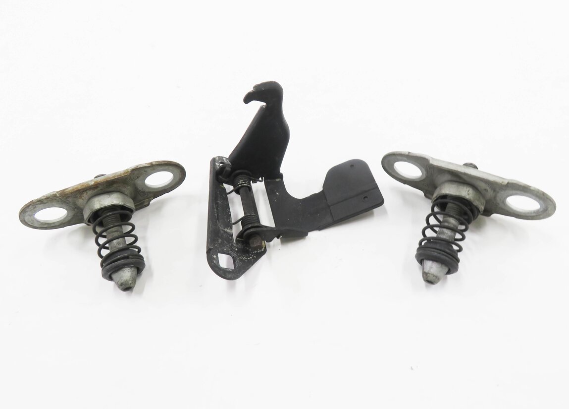 Thumbnail 2: 2007 RANGE ROVER (L322) FRONT HOOD SAFETY LATCH SPRING SET-3