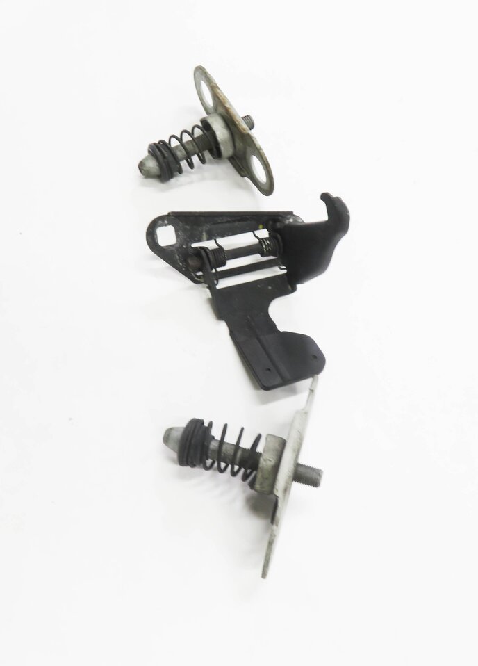 Thumbnail 4: 2007 RANGE ROVER (L322) FRONT HOOD SAFETY LATCH SPRING SET-3