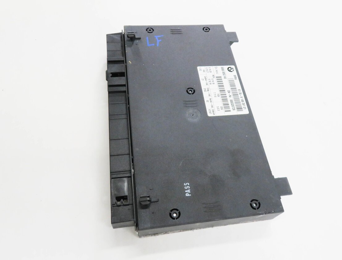 Thumbnail 4: 2008 BMW 535i (E60) LEFT FRONT DRIVER COMFORT SEAT CONTROL MODULE