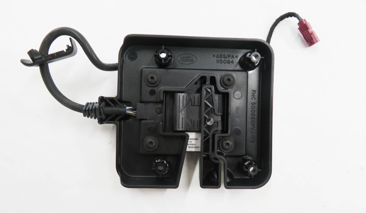 Thumbnail 5: 2006 RANGE ROVER SPORT (L320) FRONT CENTER CONSOLE PHONE DOCK CRADLE CHARGER