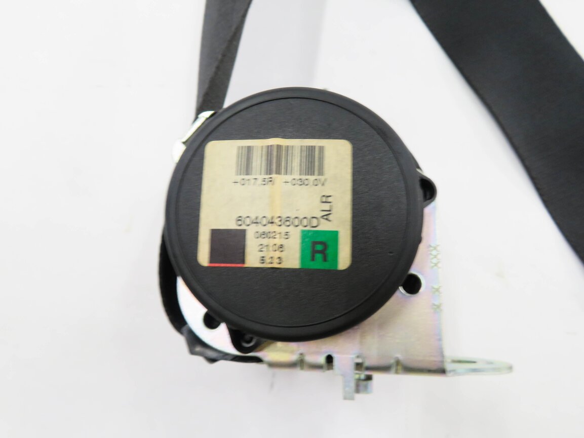 Thumbnail 6: 06 RANGE ROVER SPORT (L320) REAR 2nd ROW SEAT - RIGHT SEATBELT RETRACTOR (BLACK)