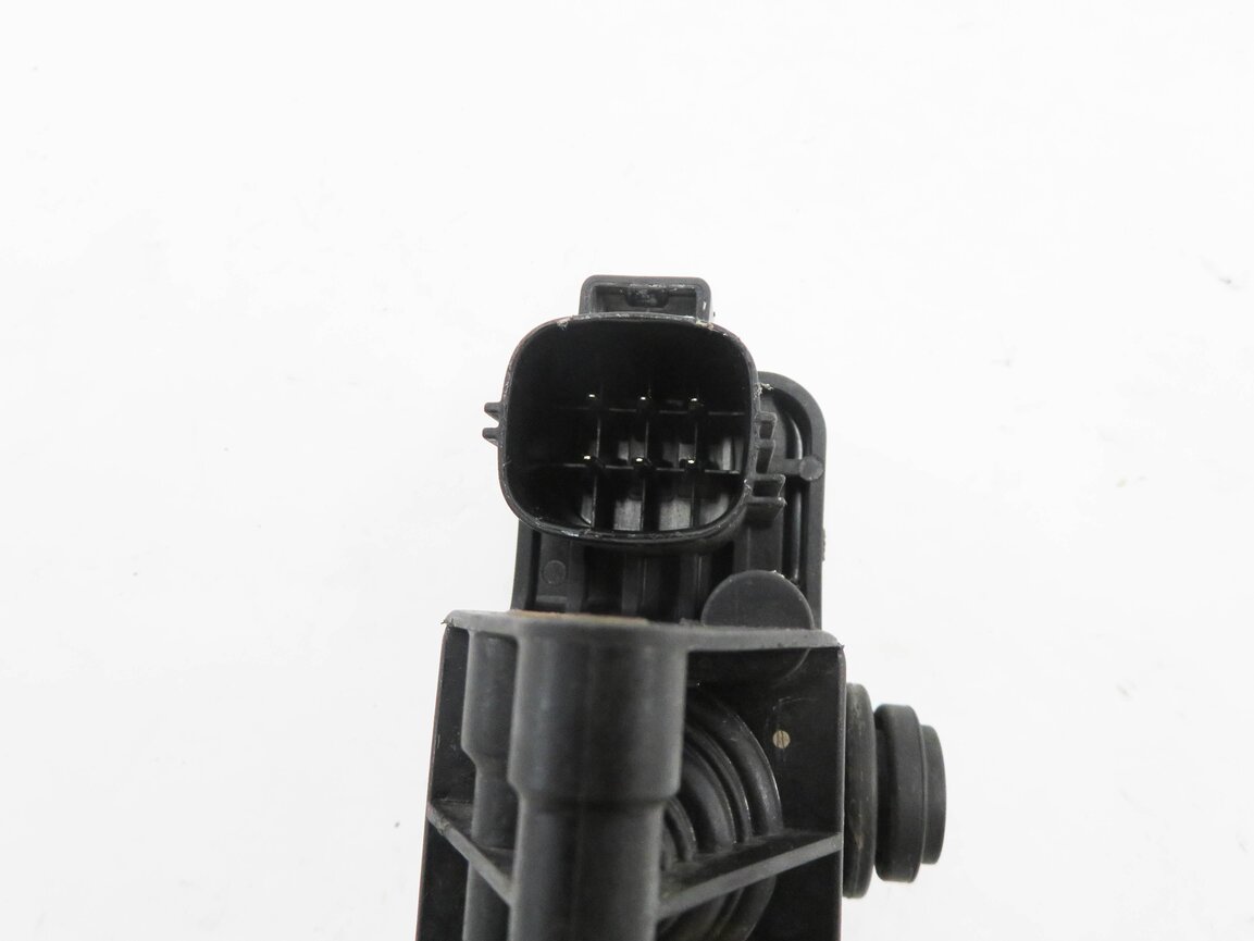 Thumbnail 11: 06 RANGE ROVER SPORT (L320) AIR SUSPENSION VALVE BLOCK SET-3