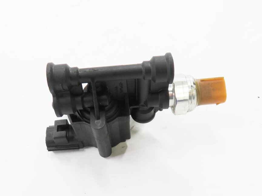 Thumbnail 5: 06 RANGE ROVER SPORT (L320) AIR SUSPENSION VALVE BLOCK SET-3