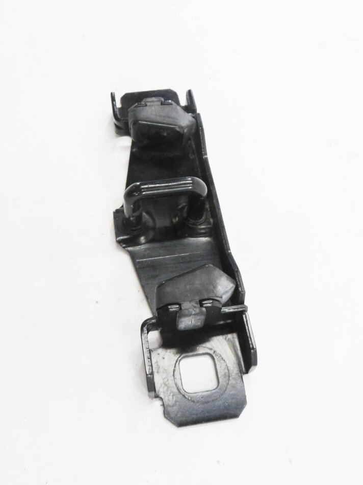 Thumbnail 4: 2006 RANGE ROVER SPORT (L320) REAR TRUNK LOCK LATCH ACTUATOR STRIKER PLATE