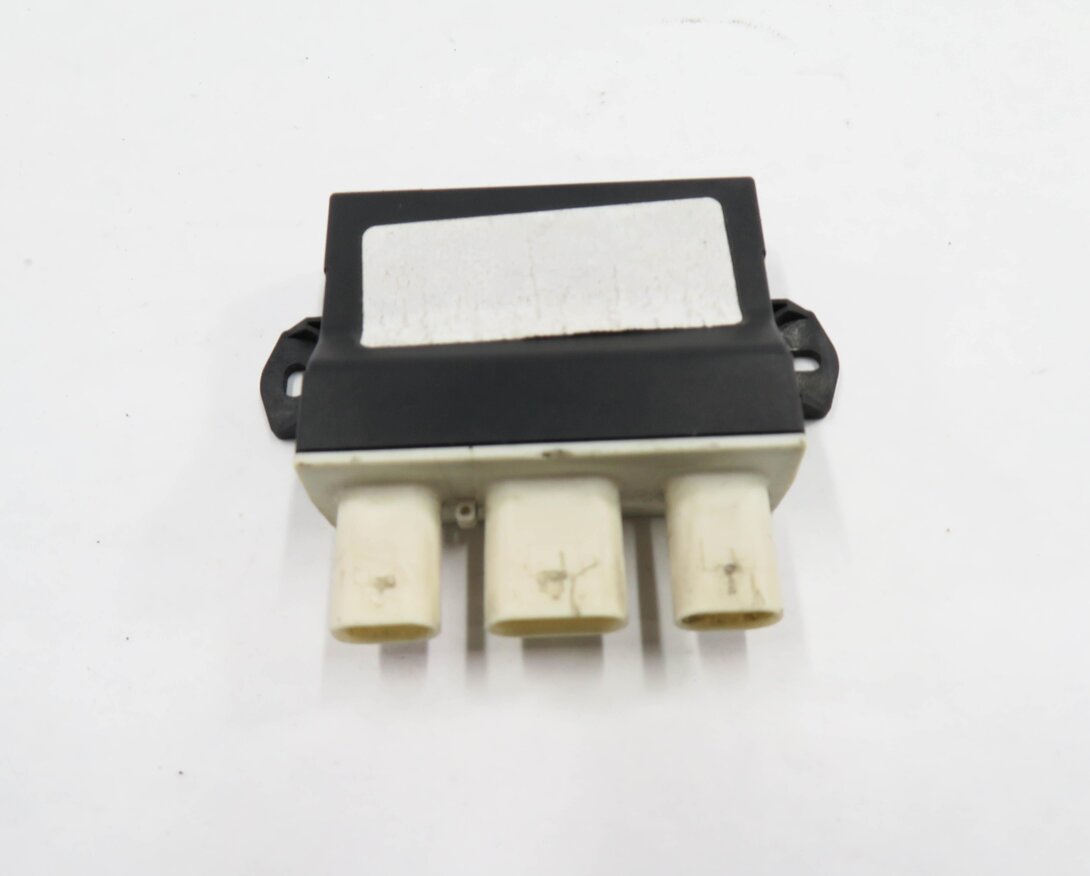 Thumbnail 2: 2017 LAND ROVER DISCOVERY SPORT (L550) REAR TRUNK SMART OPENER CONTROL MODULE