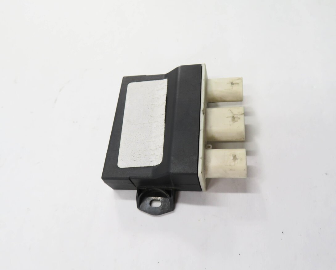 Thumbnail 3: 2017 LAND ROVER DISCOVERY SPORT (L550) REAR TRUNK SMART OPENER CONTROL MODULE