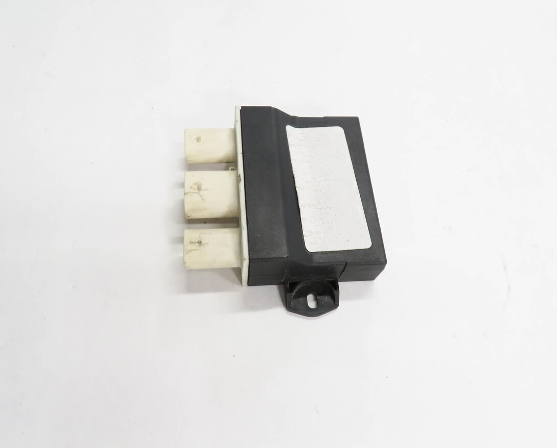 Thumbnail 4: 2017 LAND ROVER DISCOVERY SPORT (L550) REAR TRUNK SMART OPENER CONTROL MODULE