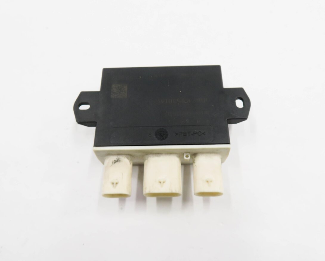 Thumbnail 5: 2017 LAND ROVER DISCOVERY SPORT (L550) REAR TRUNK SMART OPENER CONTROL MODULE