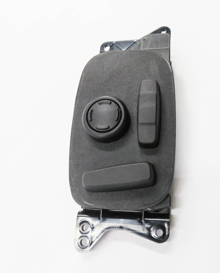 Thumbnail 3: 2017 LAND ROVER DISCOVERY SPORT (L550) RIGHT FRONT PASSENGER SEAT SWITCH