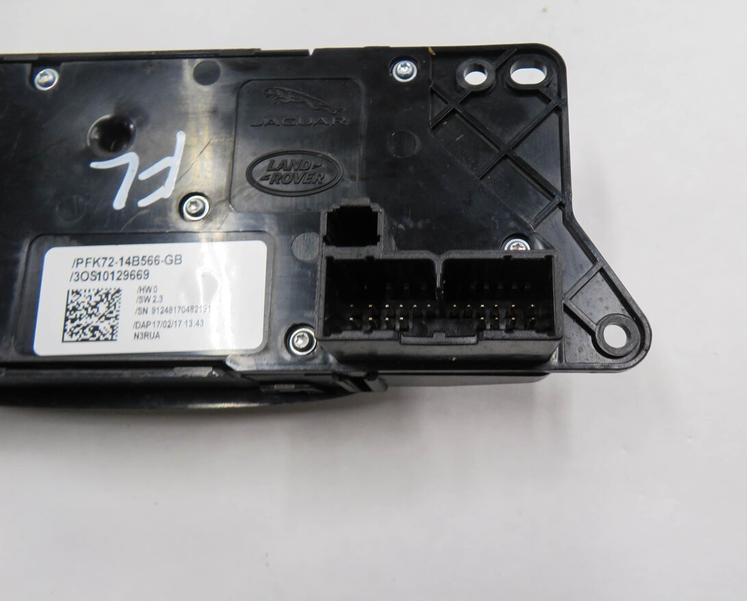 Thumbnail 7: 2017 LAND ROVER DISCOVERY SPORT (L550) LEFT FRONT DRIVER SEAT ADJUSTMENT SWITCH