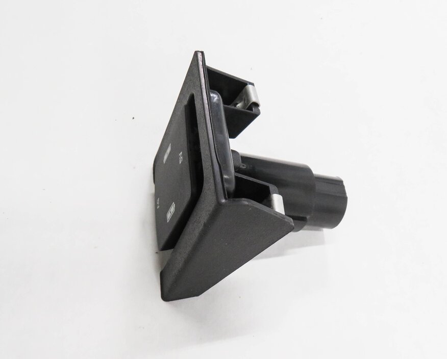 Thumbnail 4: 2017 LAND ROVER DISCOVERY SPORT (L550) 5v USB CHARGING PLUG PORT SOCKET