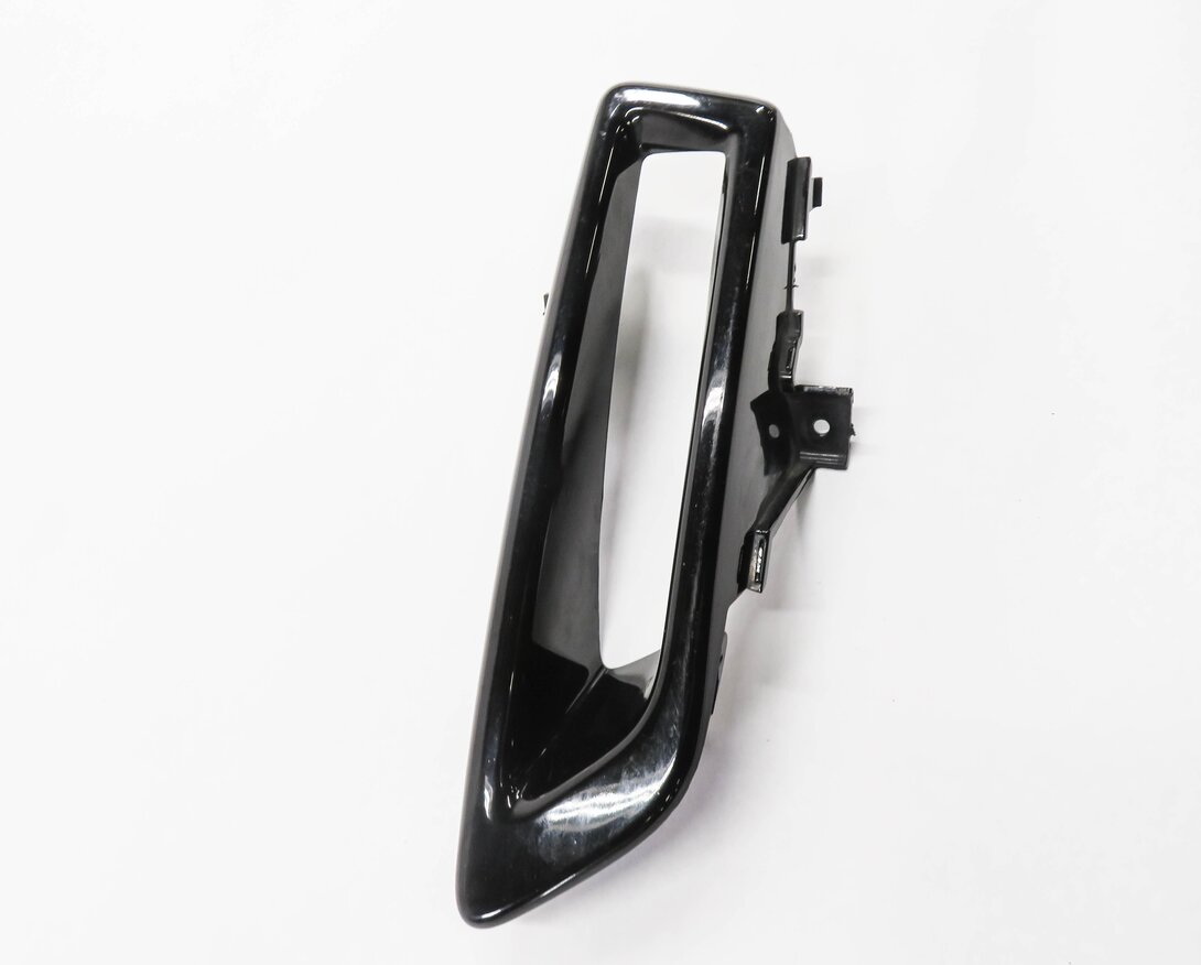 Thumbnail 3: 2017 LAND ROVER DISCOVERY SPORT (L550) LEFT FRONT DRIVER FOGLIGHT TRIM (BLACK)