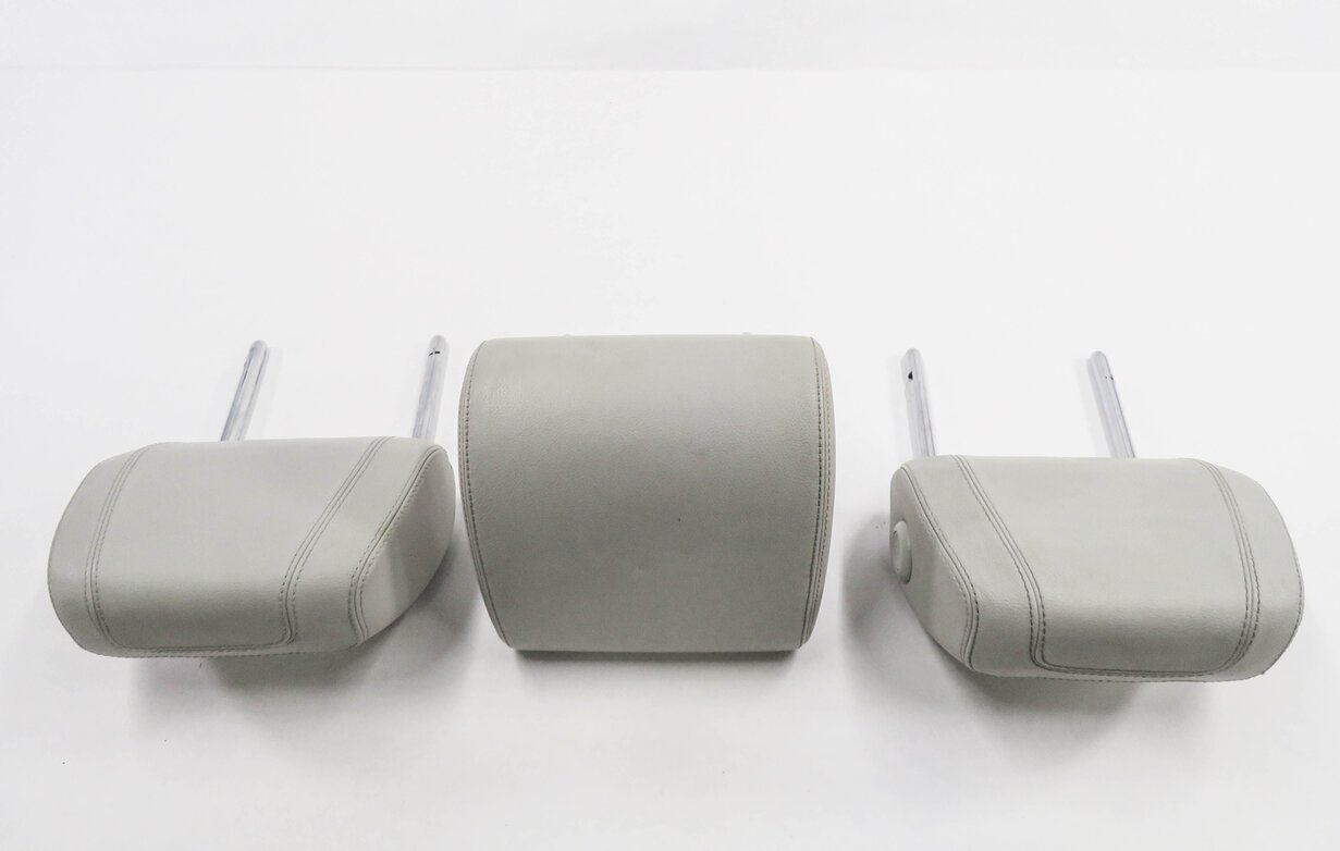 Thumbnail 5: 2017 LAND ROVER DISCOVERY SPORT (L550) REAR SEAT HEADREST SET-3 (CIRRUS LUNAR)