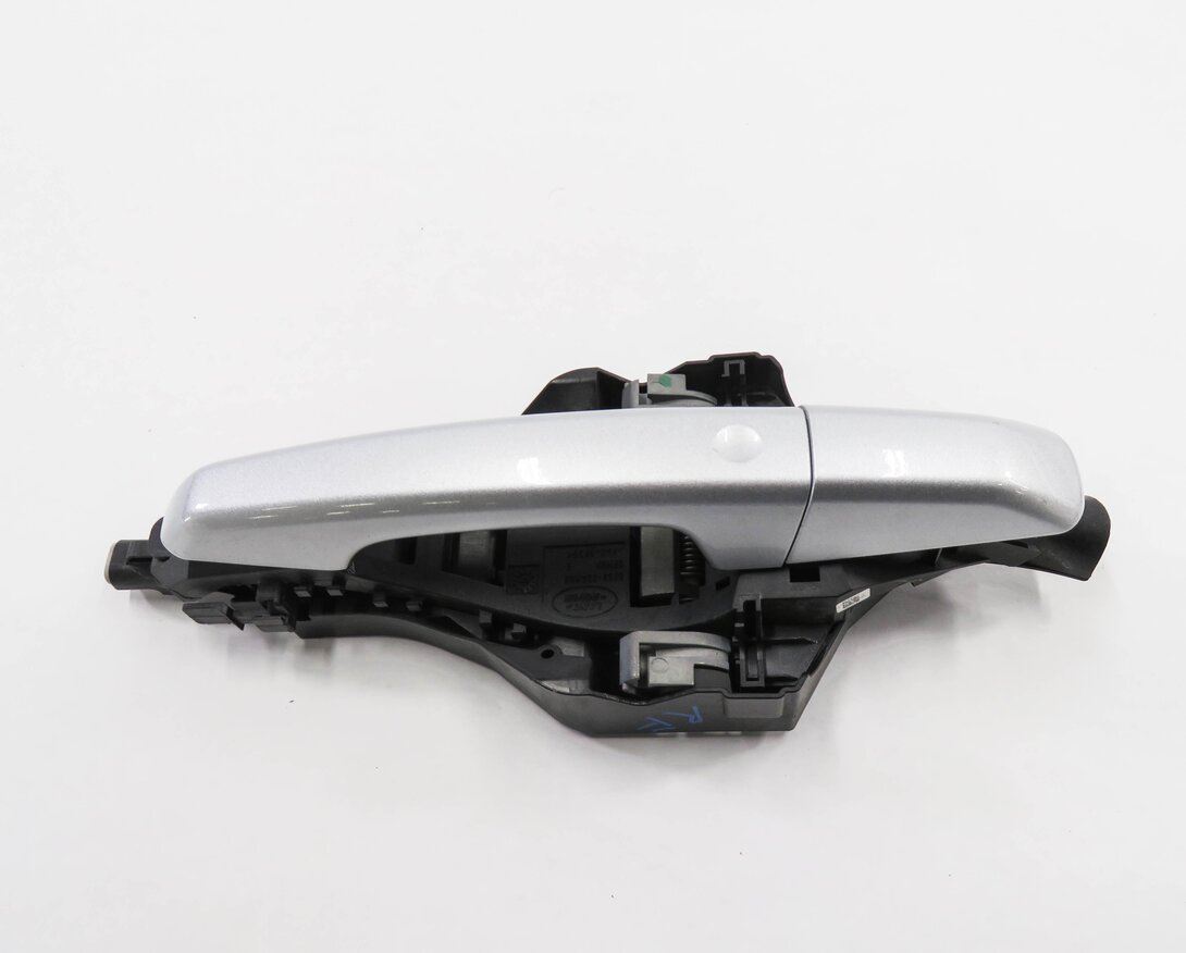 Thumbnail 2: 15-19 LAND ROVER DISCOVERY SPORT (L550) RIGHT FRONT PASSIVE DOOR HANDLE (SILVER)