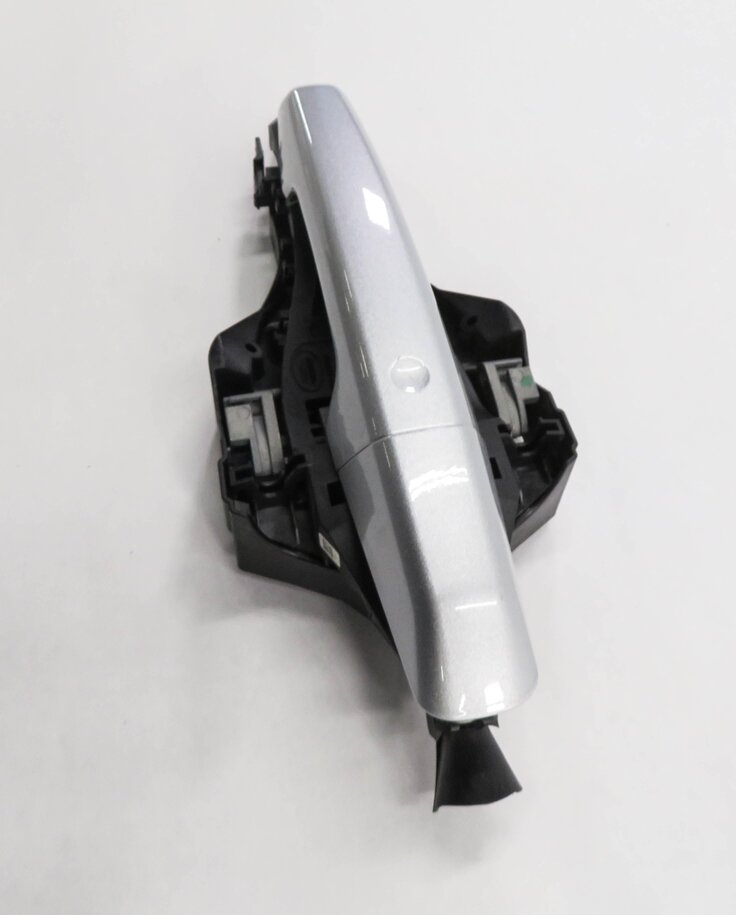 Thumbnail 4: 15-19 LAND ROVER DISCOVERY SPORT (L550) RIGHT FRONT PASSIVE DOOR HANDLE (SILVER)