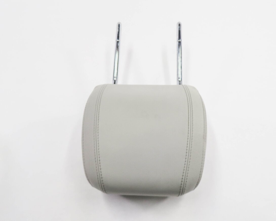 Thumbnail 5: 2017 LAND ROVER DISCOVERY SPORT (L550) RIGHT FRONT HEADREST (CIRRUS LUNAR)