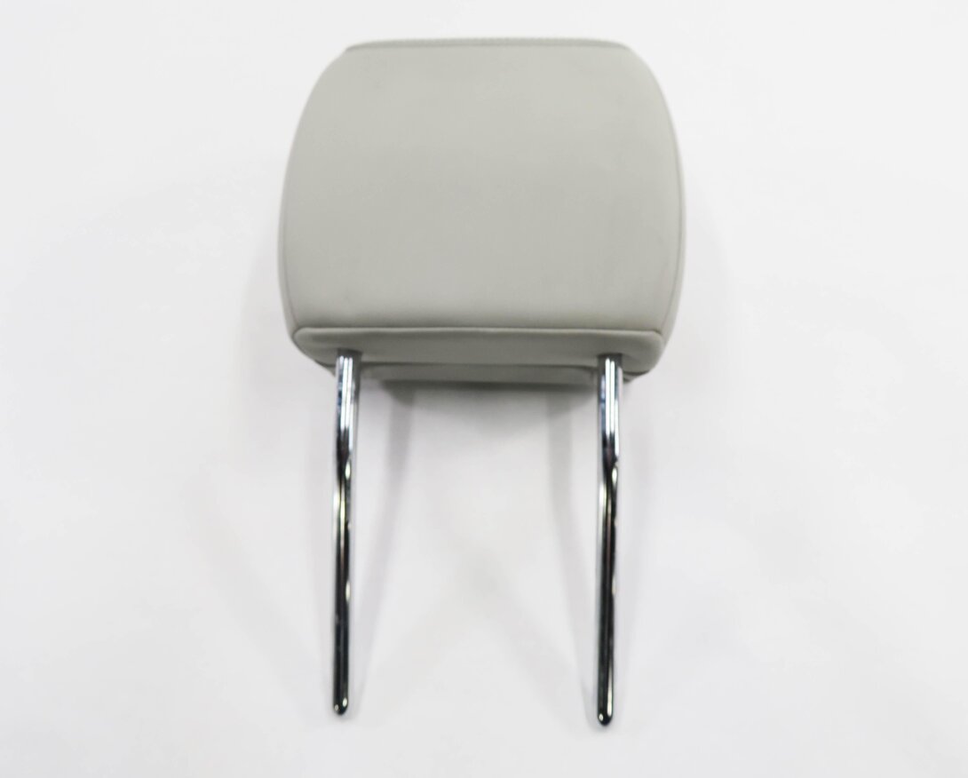 Thumbnail 7: 2017 LAND ROVER DISCOVERY SPORT (L550) RIGHT FRONT HEADREST (CIRRUS LUNAR)
