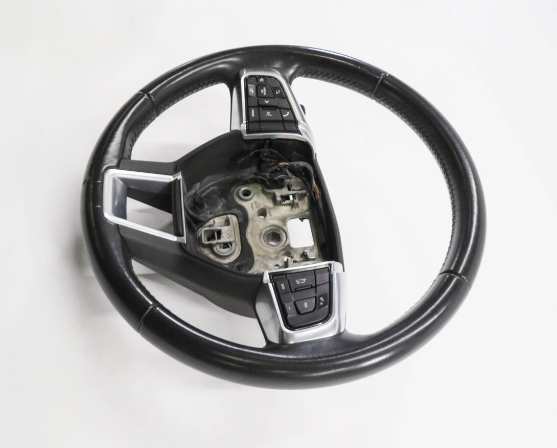 Thumbnail 4: 2015-2019 LAND ROVER DISCOVERY SPORT (L550) DRIVER HEATED WHEEL w/ SWITCHES