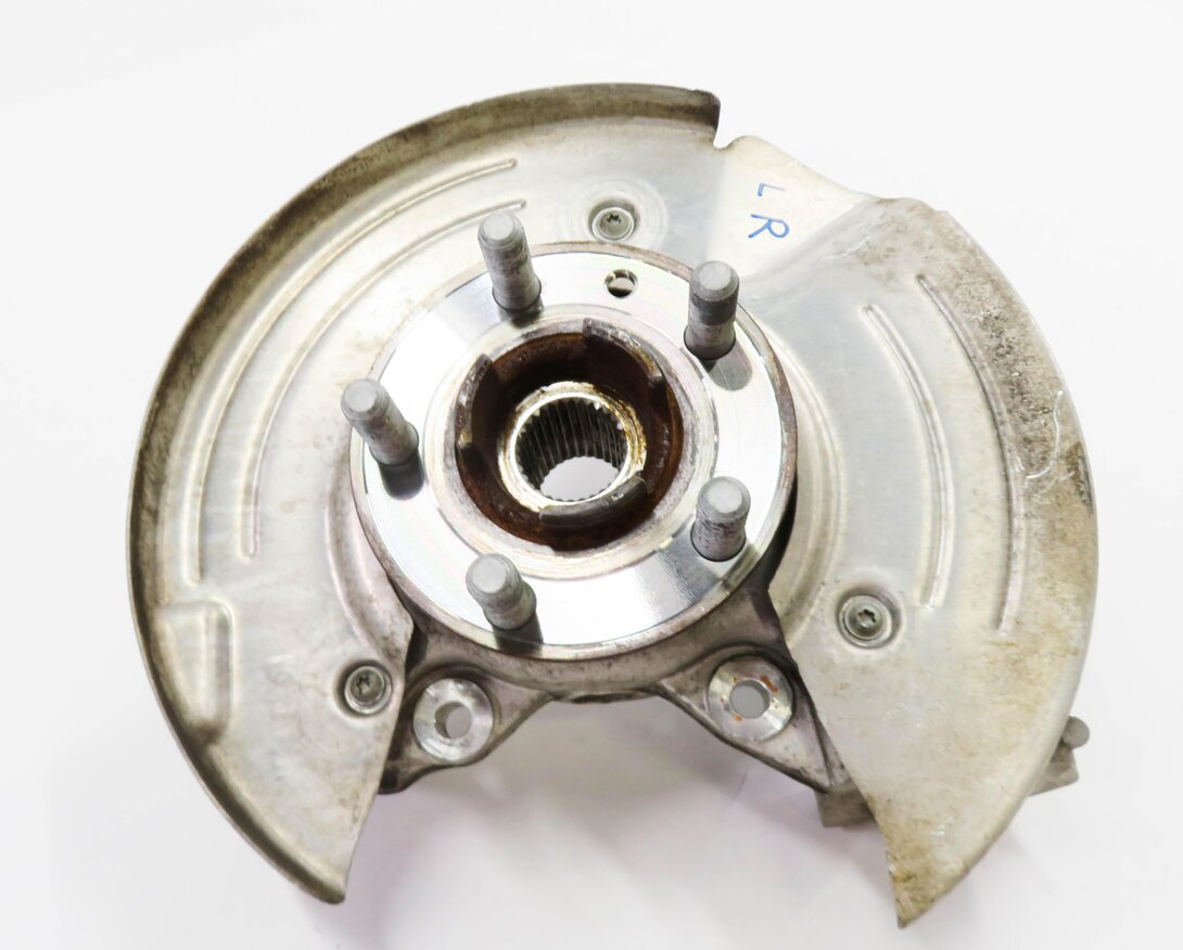Thumbnail 2: 2015-2019 LAND ROVER DISCOVERY SPORT (L550) LEFT DRIVER REAR SPINDLE KNUCKLE HUB