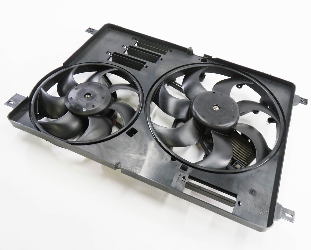 12-17 LR2 DISCOVERY SPORT RANGE ROVER EVOQUE (L538 L550) RADIATOR COOLING FAN