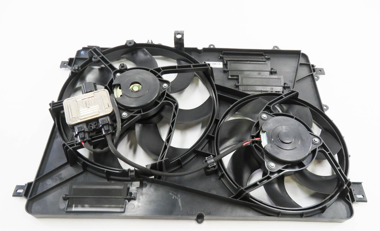 Thumbnail 6: 12-17 LR2 DISCOVERY SPORT RANGE ROVER EVOQUE (L538 L550) RADIATOR COOLING FAN