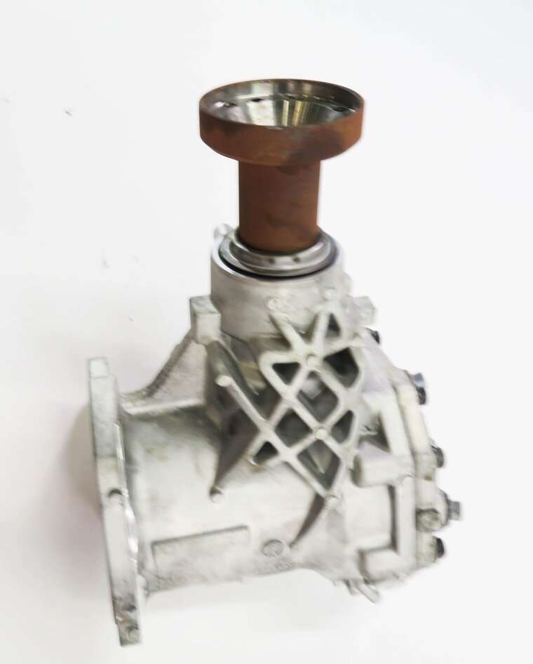 Thumbnail 4: 2015-2019 JAGUAR E-PACE / DISCOVERY SPORT (L550) AWD - FRONT TRANSFER CASE