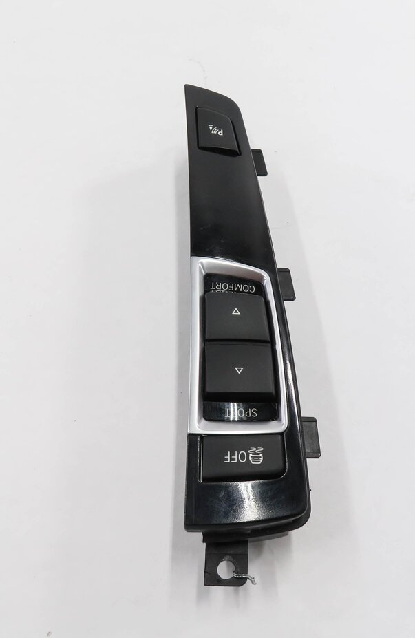 Thumbnail 5: 2012 BMW 750i (F01) TRACTION CONTROL SPORT COMFORT PDC SWITCH BUTTON PANEL