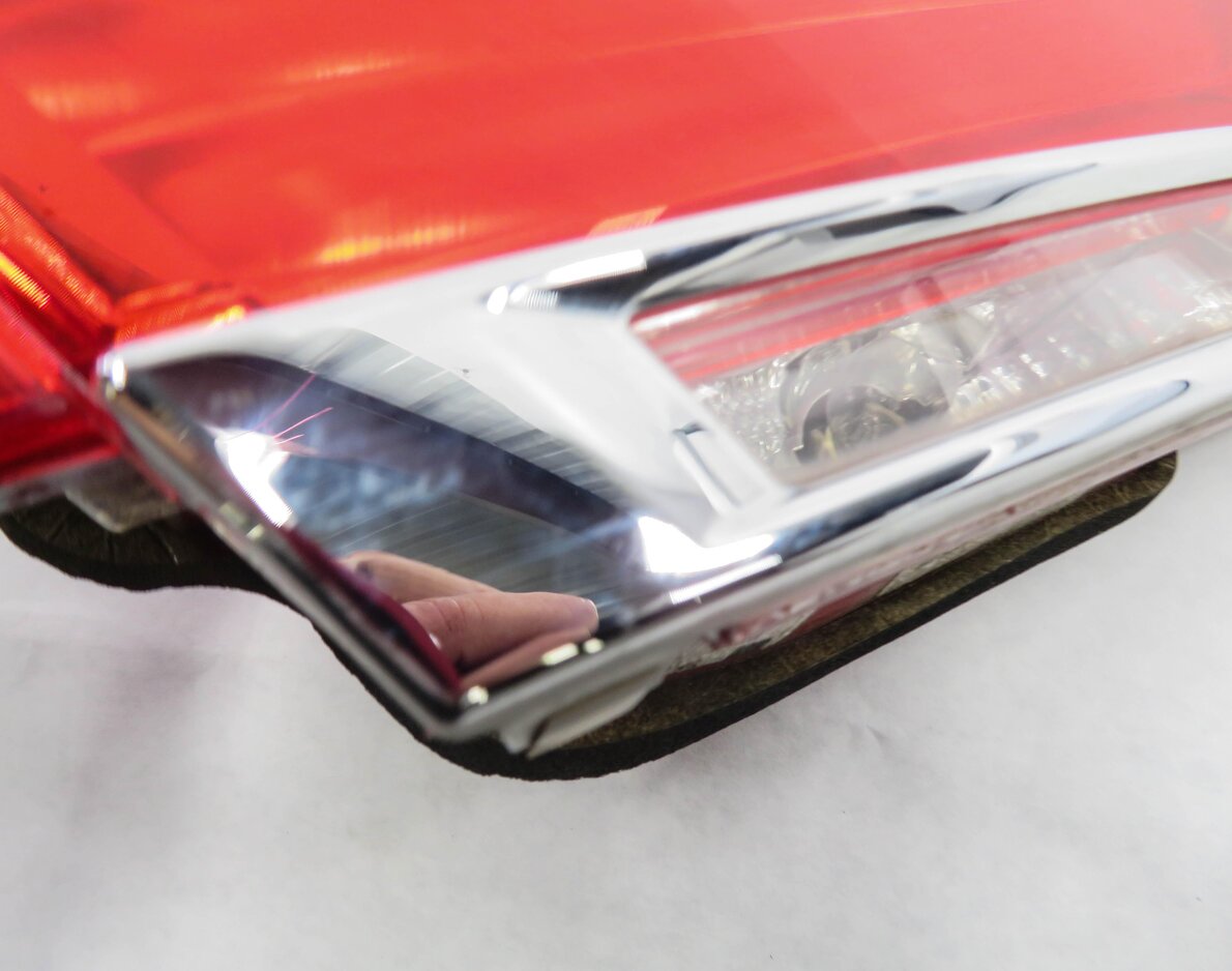 Thumbnail 7: 2009-2012 BMW 740i 750i 760i B7 (F01) LEFT DRIVER TRUNK TAILLIGHT LIGHT LAMP