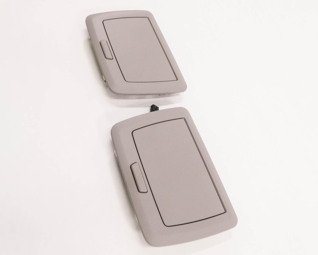 Thumbnail 4: 2012 BMW 750i (F01) REAR VANITY MIRROR SET-2 (BEIGE)